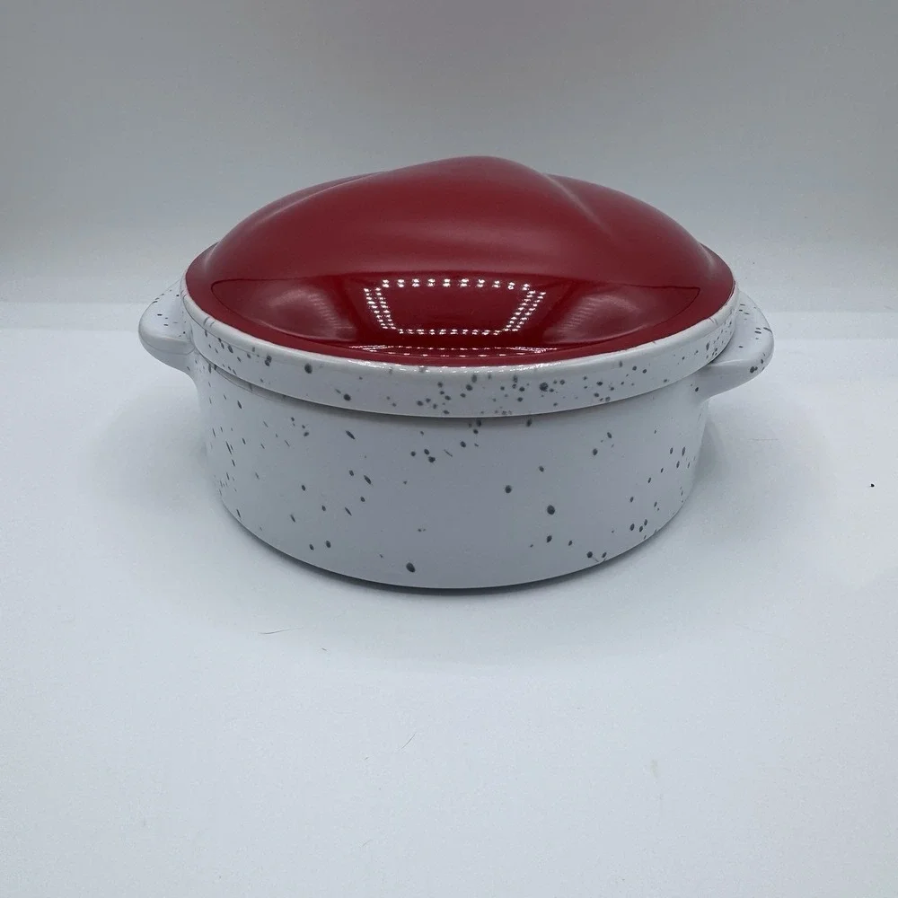 Decorative Ceramic Santa Claus Mini Casserole Dish or Brie Baker. (G4)